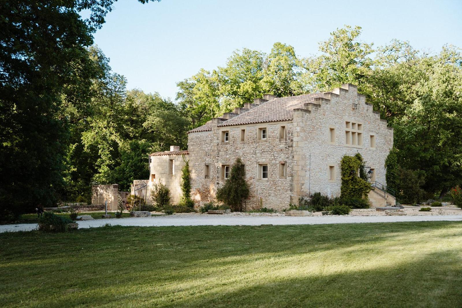 Chateau De Pondres Villevieille Exterior photo